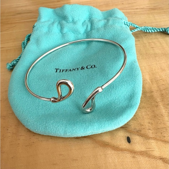 Tiffany & Co. Jewelry - Tiffany & Co. Sterling Silver Elsa Peretti Open Teardrop Bracelet Vintage